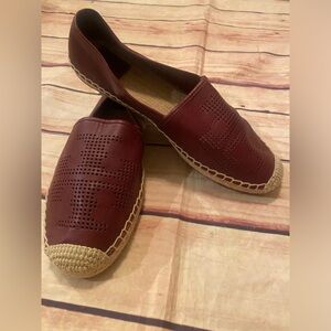 Tory Burch Perforated Logo Flat Espadrille Red Agate Leather Size 9